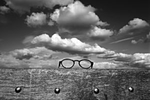 glasses-1583164_1920